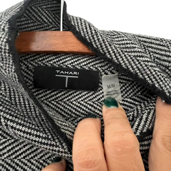 Tahari Womens Gray Black Herringbone Pattern Mock Neck Thick Knit Sweater M - Picture 5 of 5